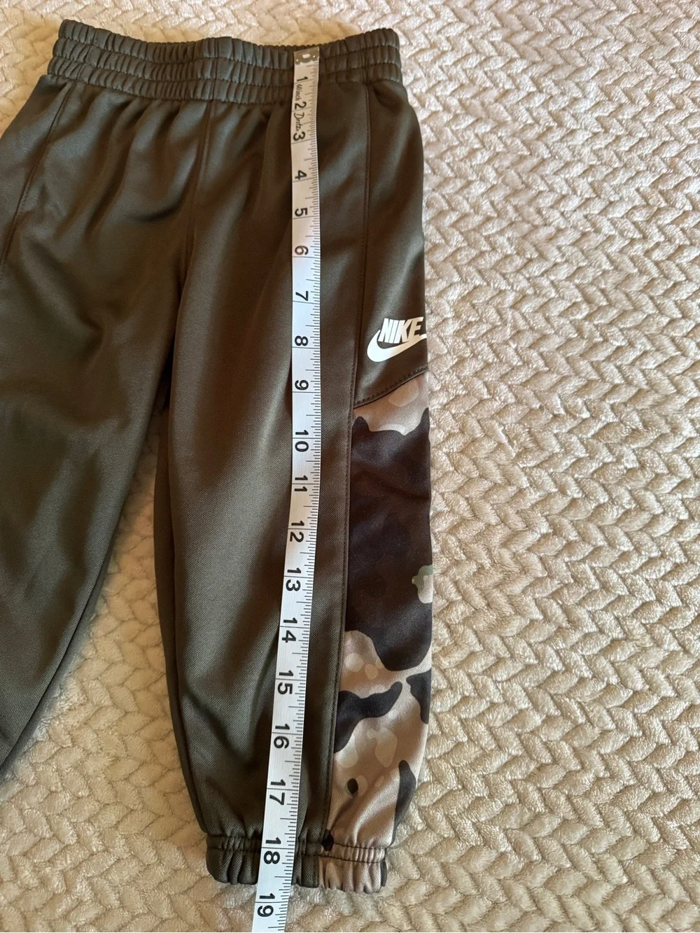 Nike Kids Olive‎ Green Camo Panel Jogger Pants Size 3T